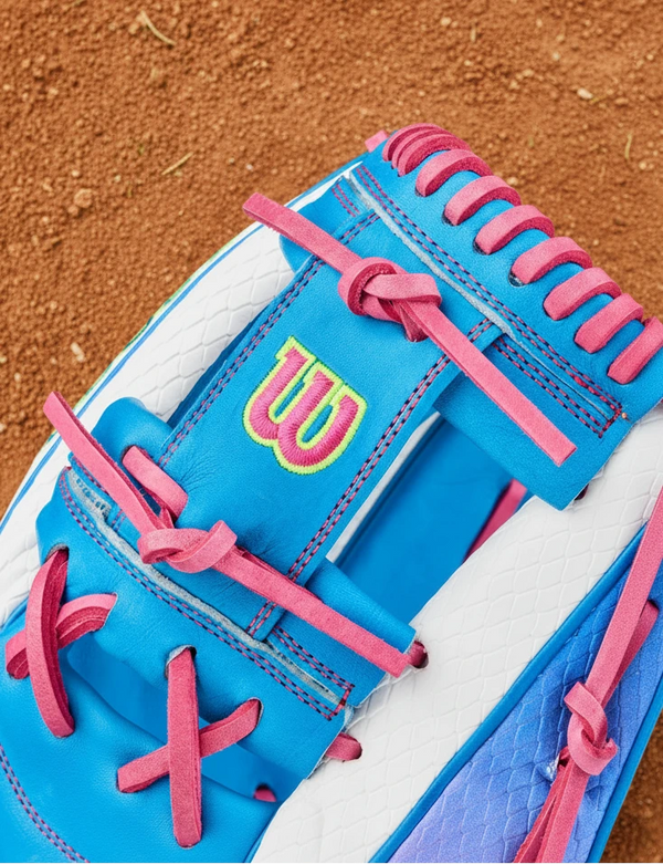 Close-up of the web on the Wilson A2000® H12 Love the Moment™ 12" Fastpitch Glove