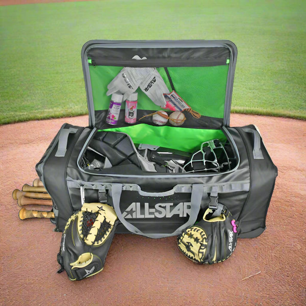 Open main compartment on the All Star S7 Elite™ Roller Bag