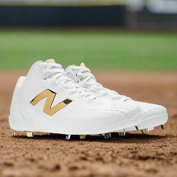 New Balance FuelCell Ohtani 1 Metal Cleat - White/Metallic Gold
