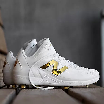 New Balance FuelCell Ohtani 1 Metal Cleat - White/Metallic Gold New Balance FuelCell Ohtani 1 Metal Cleat - White/Metallic Gold