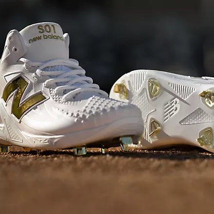 New Balance FuelCell Ohtani 1 Metal Cleat - White/Metallic Gold