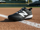 New Balance FuelCell 4040 v8 Molded Cleats - Black/White