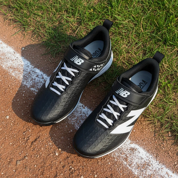 Top view of the New Balance FuelCell 4040 v8 Molded Cleats - Black/White