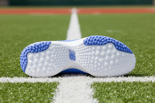 View of the sole on the New Balance FuelCell 4040 v8 Turf Trainer - Columbia/White