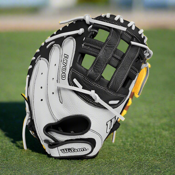 Wilson A700 33" Fastpitch Catcher's Mitt